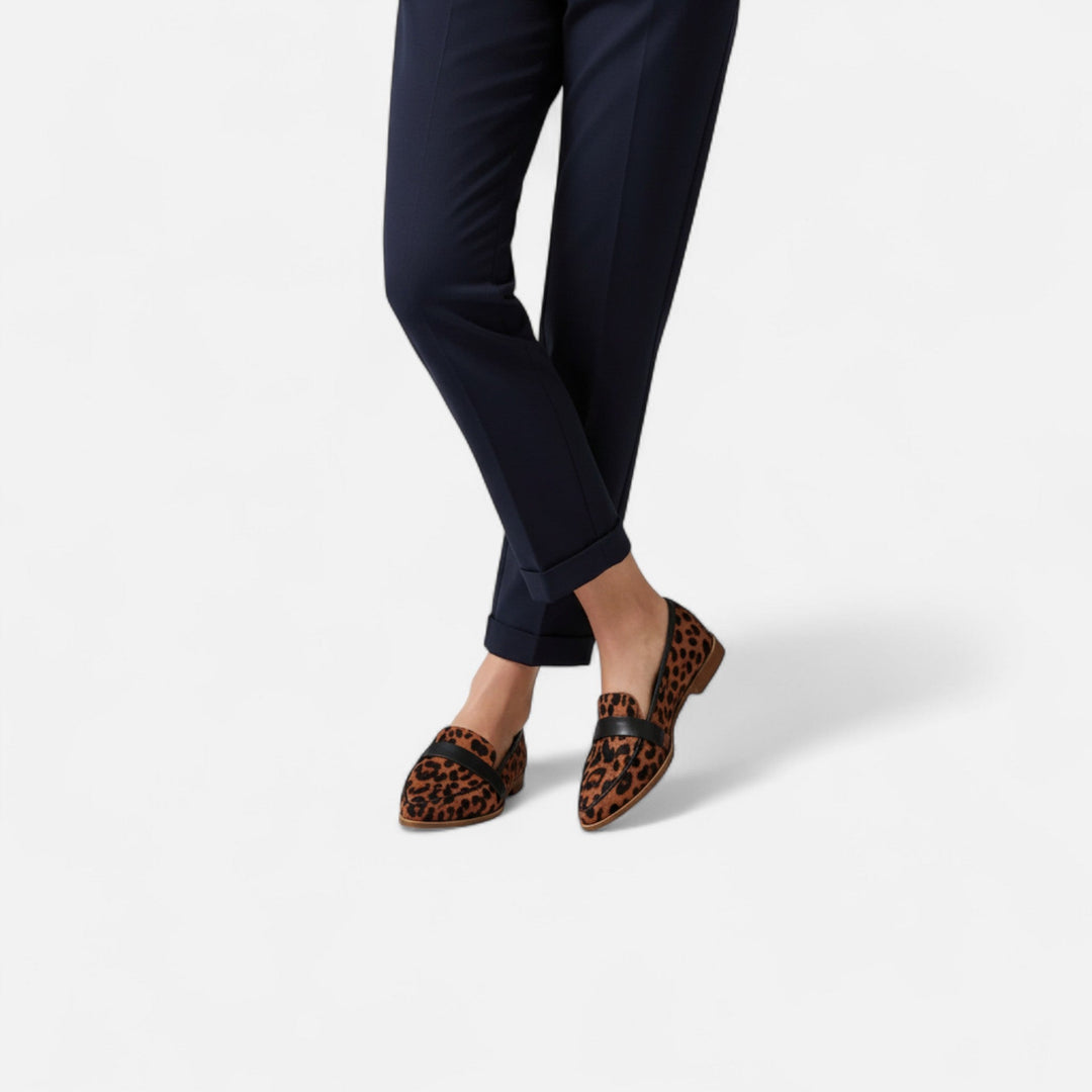 Women’s Retro Pointed-Toe Loafers