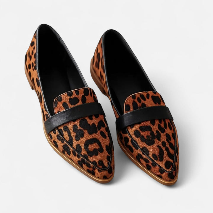 Women’s Retro Pointed-Toe Loafers